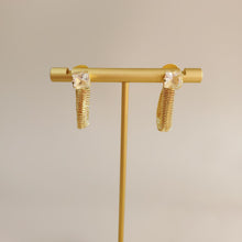 Load image into Gallery viewer, Snake Chain Drap Earrings