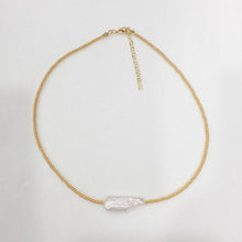 Load image into Gallery viewer, Beads and Pearls Necklace