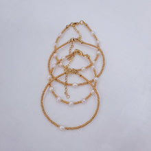 Load image into Gallery viewer, Pearls and Miyuki Beads Bracelets