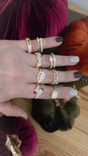 Load image into Gallery viewer, Mila Moissanite Band Ring