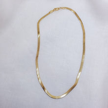 Load image into Gallery viewer, Flat Herringbone Chain Necklace