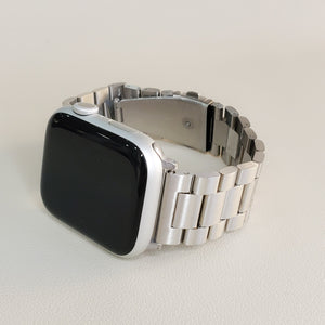 Klassic Apple Watch Strap
