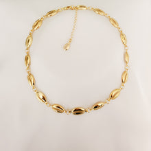 Load image into Gallery viewer, Gold Puka Shell Necklace
