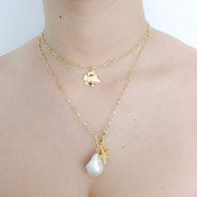 Load image into Gallery viewer, Link Chain with Baroque Pearl and Starfish Necklace
