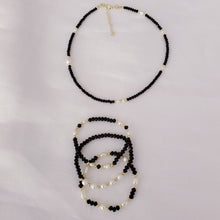 Load image into Gallery viewer, Black Crystals and Pearls Necklace/Choker

