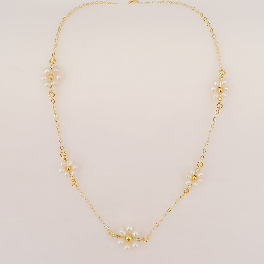 Pearls and Gold Bead Daisies Necklace