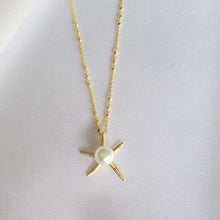 Load image into Gallery viewer, Starfish Pearl Charm Necklace
