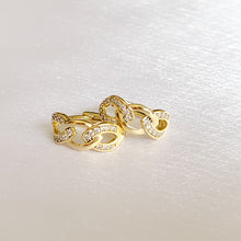 Load image into Gallery viewer, Gold Filled Hoop Earrings
