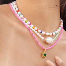 Load image into Gallery viewer, Pretty Girl Necklace
