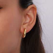 Load image into Gallery viewer, Sophie Donut Hoop Earrings
