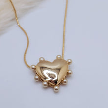 Load image into Gallery viewer, Lorena Heart Necklace
